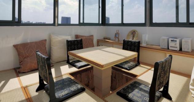 连云港旧房阳台改造成阳光房，让诗意和远方就在家里